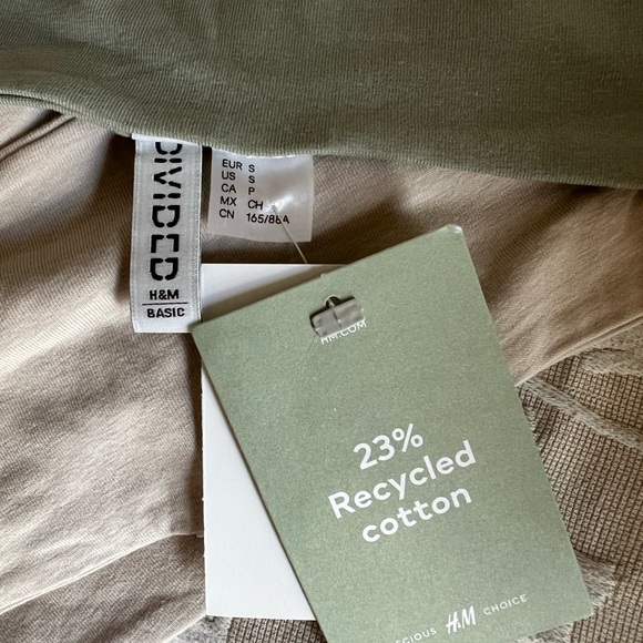 2-pack HM Tube Tops (BRAND NEW) - Picture 2 of 3